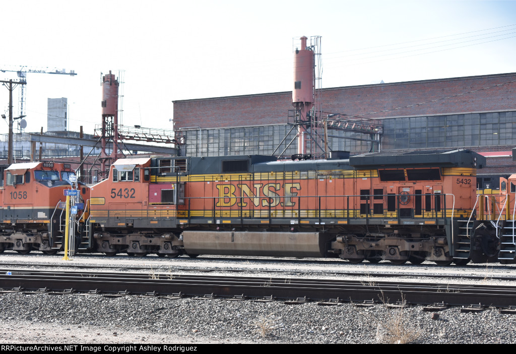 BNSF 5432